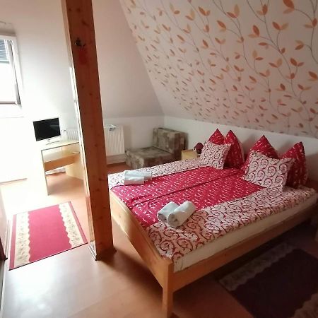 Joos Apartman Sárvár Zewnętrze zdjęcie